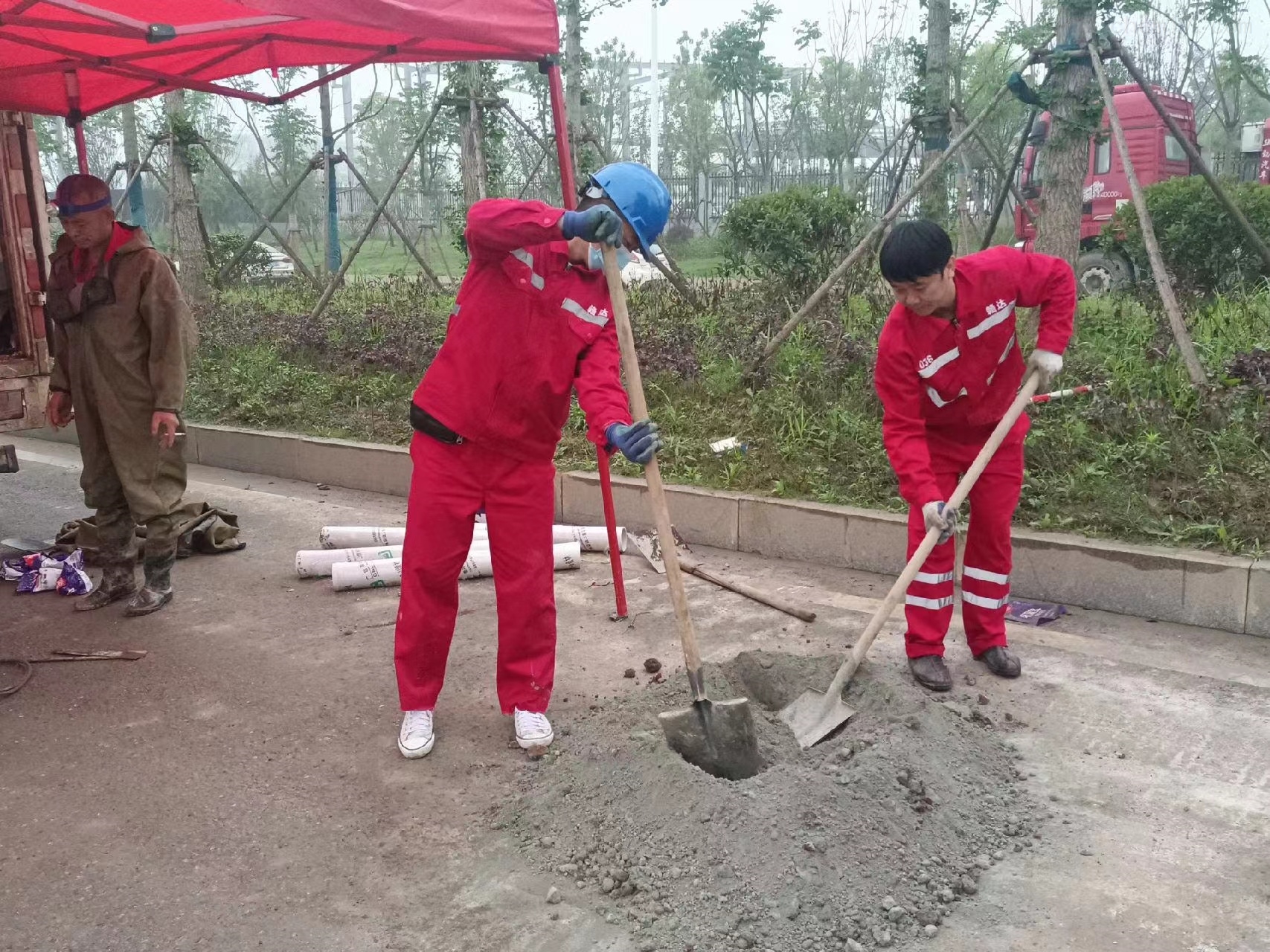 凌河管道疏通哪家好】及时进行市政管道清淤